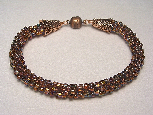 kumihimo braiding with beads