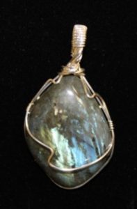 Make wire wrapped cabochon in classes at The Twisted Bead & Rock Shop
