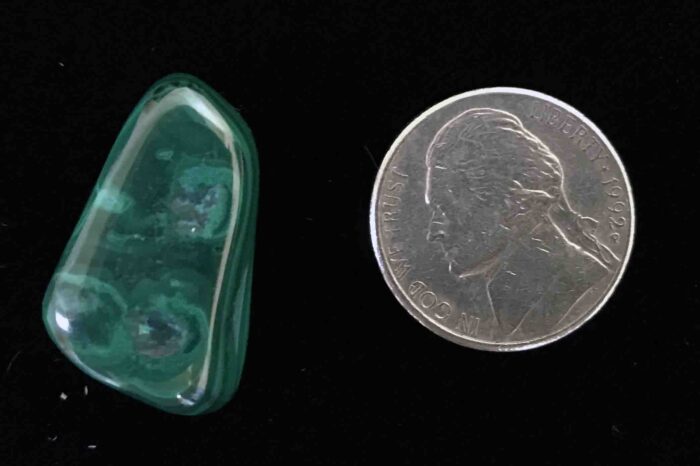 Malachite size compared to a nickel